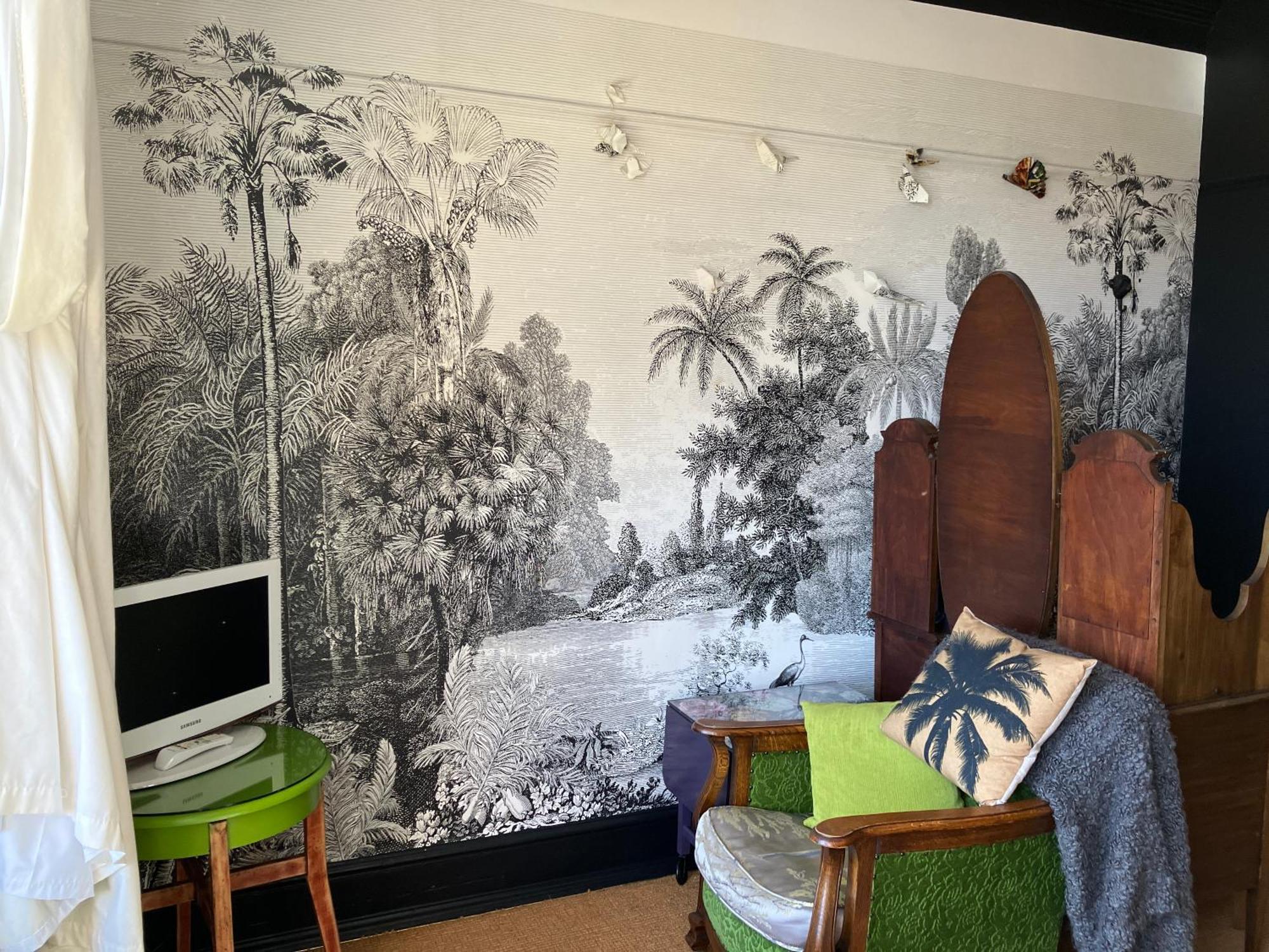 Cornerstones Guest House Sale Exteriör bild