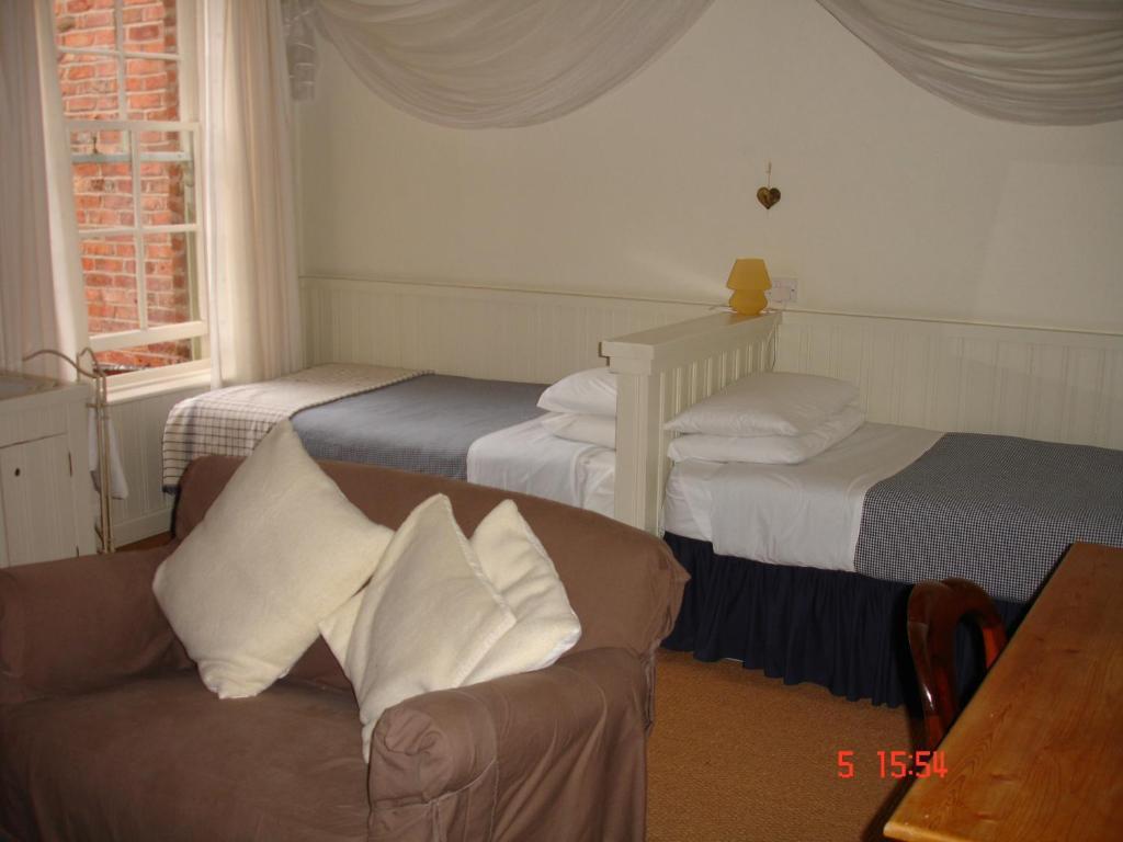 Cornerstones Guest House Sale Rum bild