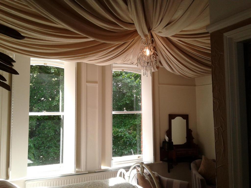 Cornerstones Guest House Sale Rum bild